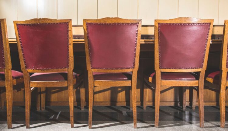 Deixe sua cozinha mais bonita com cadeiras clássicas